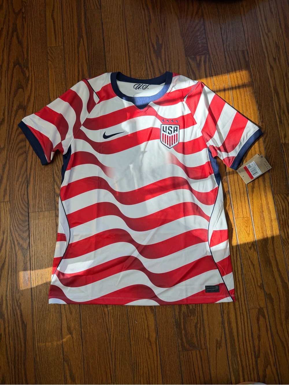 Men’s Nike USA 2026 World Cup Stripes Soccer Jersey NWT